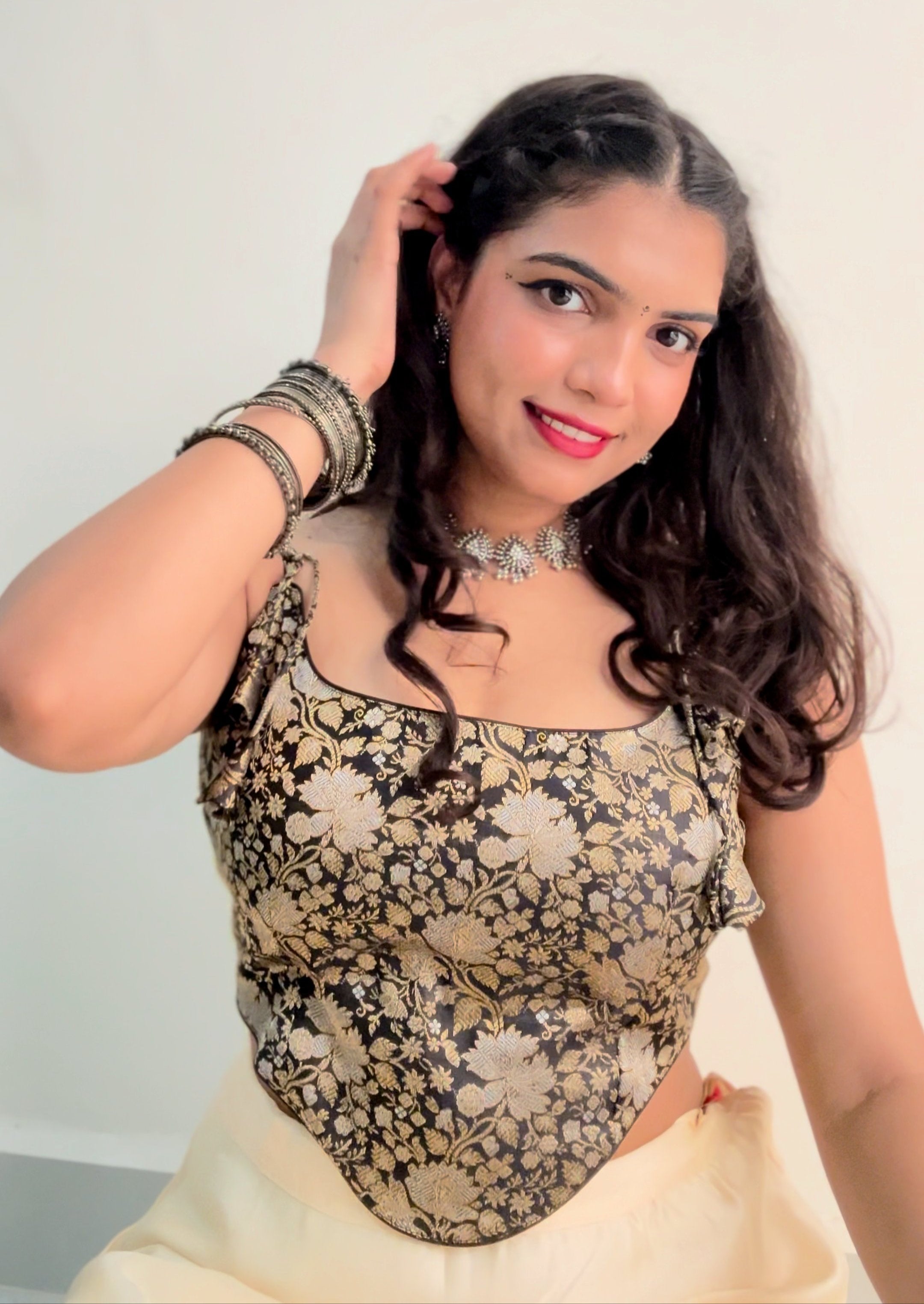 Black & Gold Floral Banarasi Brocade Ethnic Corset Backless